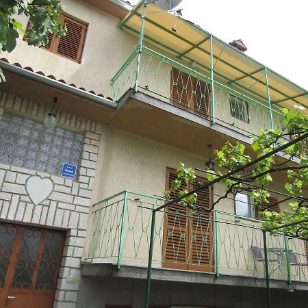 Green Garden Apartments Ровинь Экстерьер фото