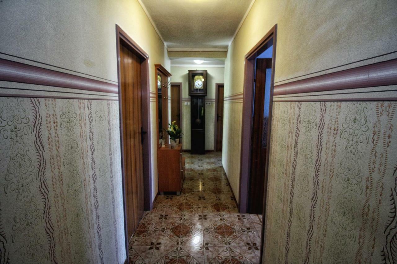 Green Garden Apartments Ровинь Экстерьер фото